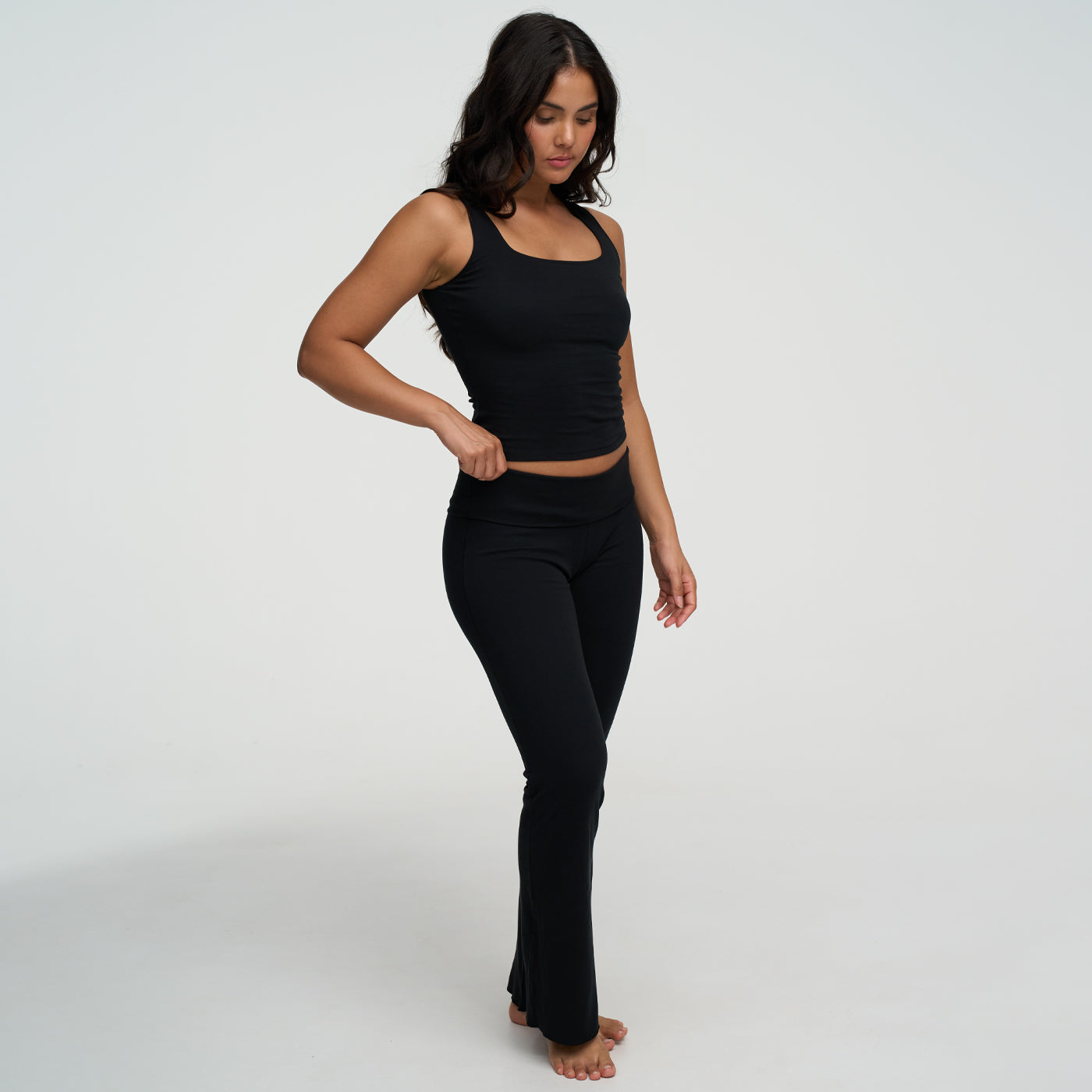 <div>Das Model ist 1,72m groß</div><span></span><div>und trägt Größe S</div>